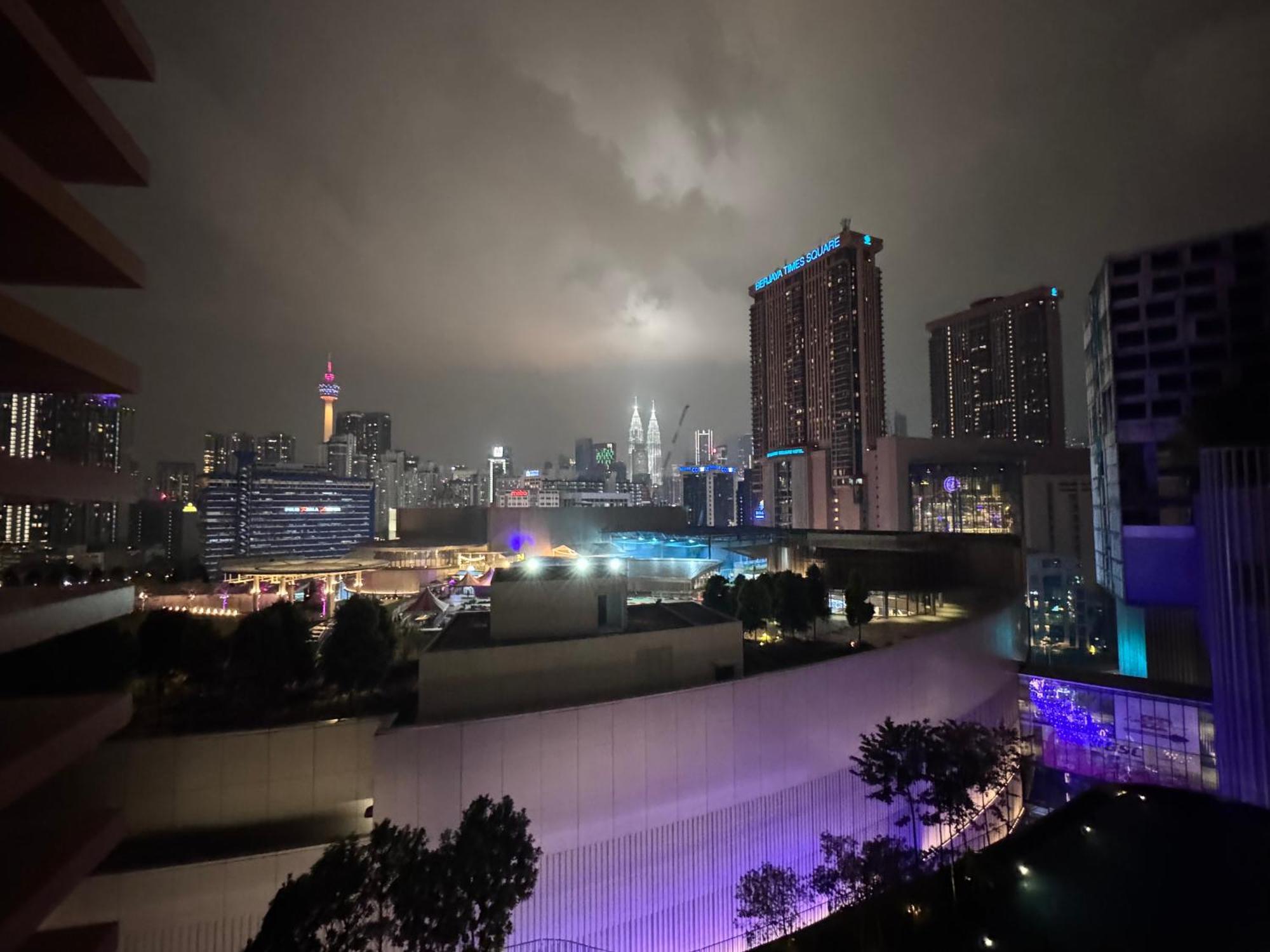 Infinity Pool Suite Bukit Bintang Lalaport Bbcc Kuala Lumpur Eksteriør bilde
